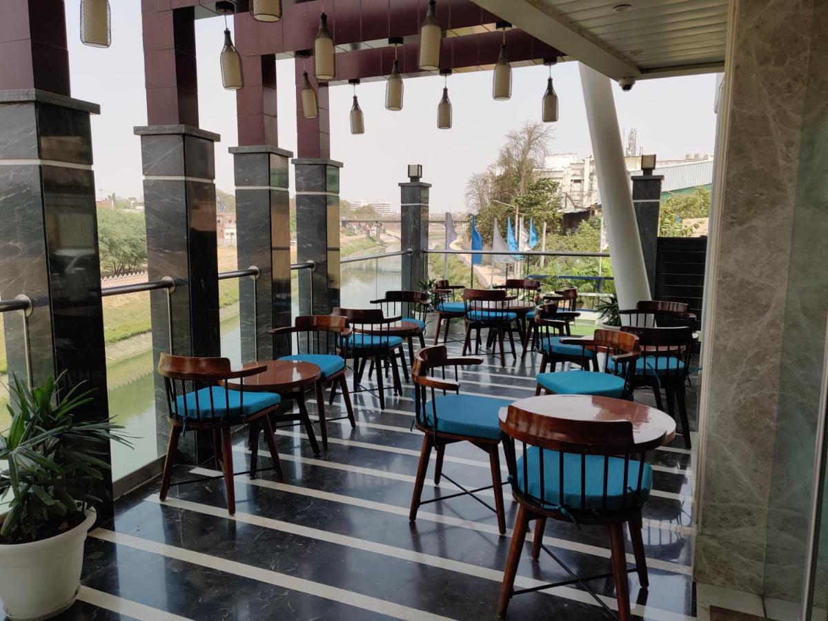 Comfort 4* Varanasi
